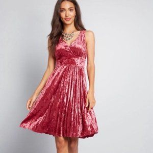 Splendor Spree Velvet Pleated Dress